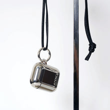 画像をギャラリービューアに読み込む, AirPods CASE/SILVER