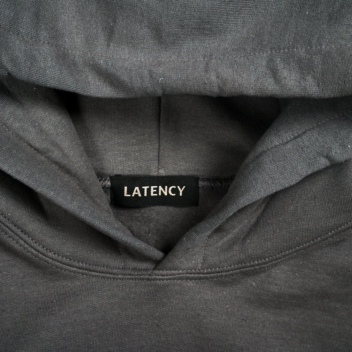 Latency フーディー 商品の状態 【公式通販】