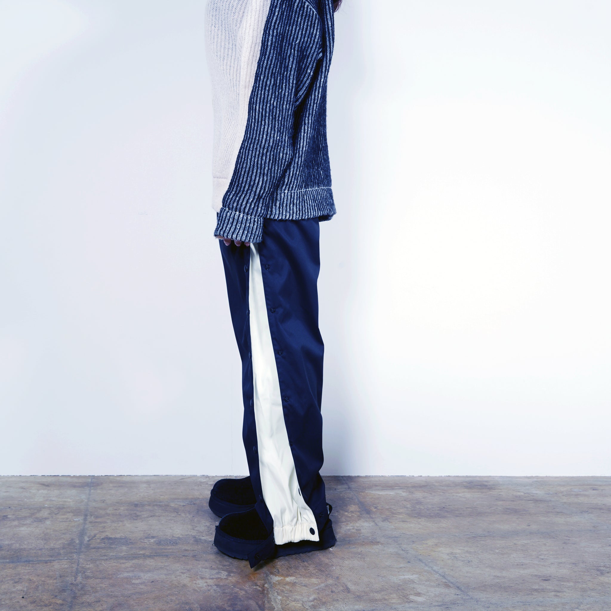 SIDE STRIPE PANTS v.5(OFF WHITE) – latency.jp